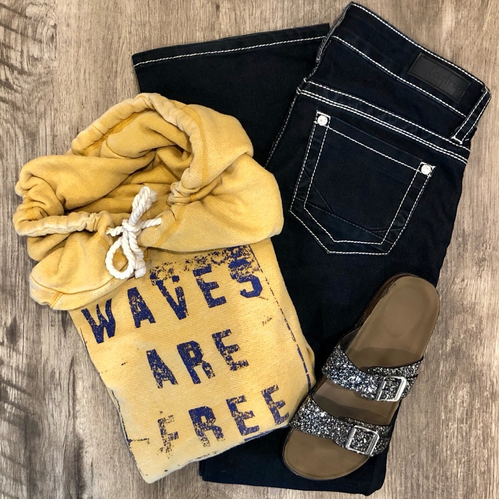 Daytrip Lynx Bootcut Jeans